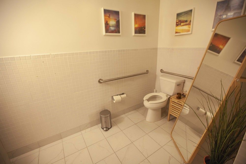 883 Sacramento St, San Francisco, CA 94108